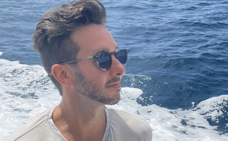 Cal Amir at sea, Travel Tales episode From Wall Street to Bali